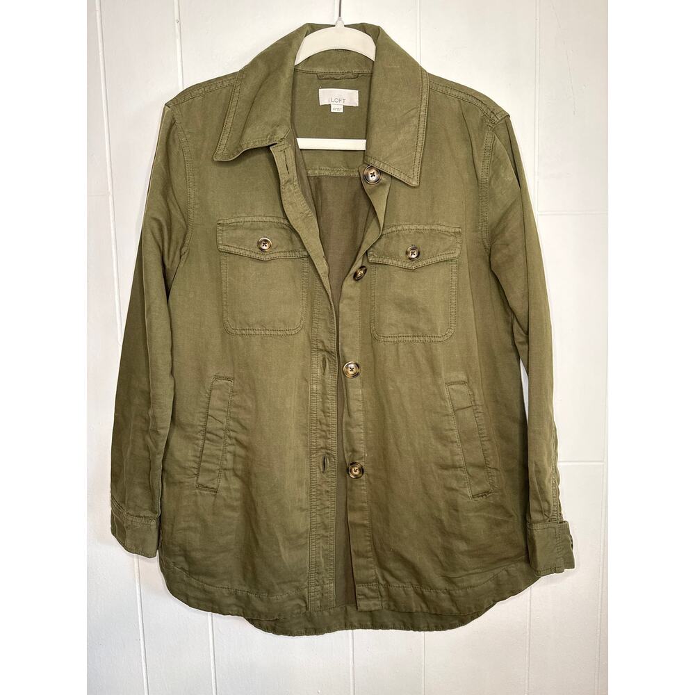 Loft oversized army green shacket size XS Cotton/ linen blend